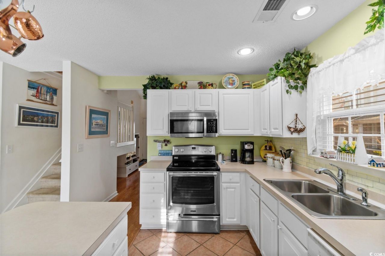 964 Palisade Circle Photo 4