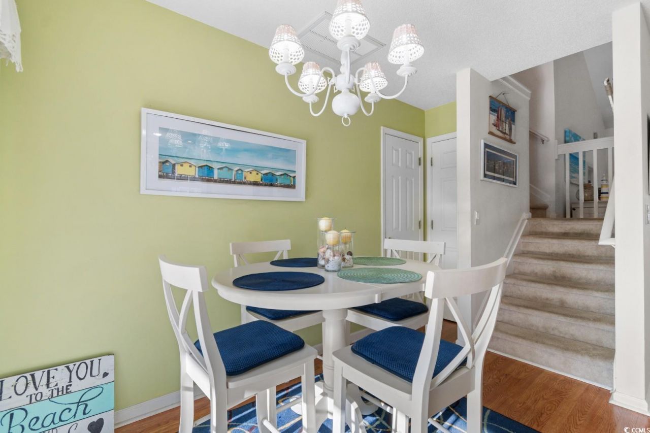 964 Palisade Circle Photo 8