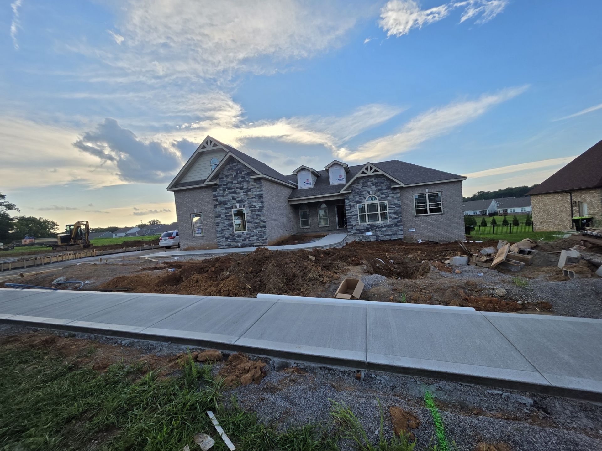 839 Shady Bluff Trail, Clarksville, TN 37043 Main Photo