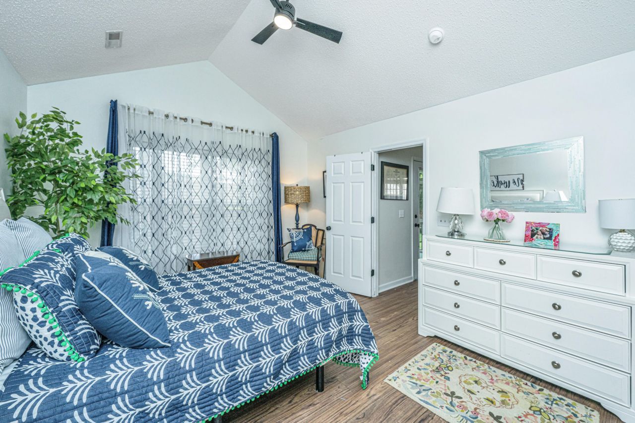 110 Greyson Circle Photo 14