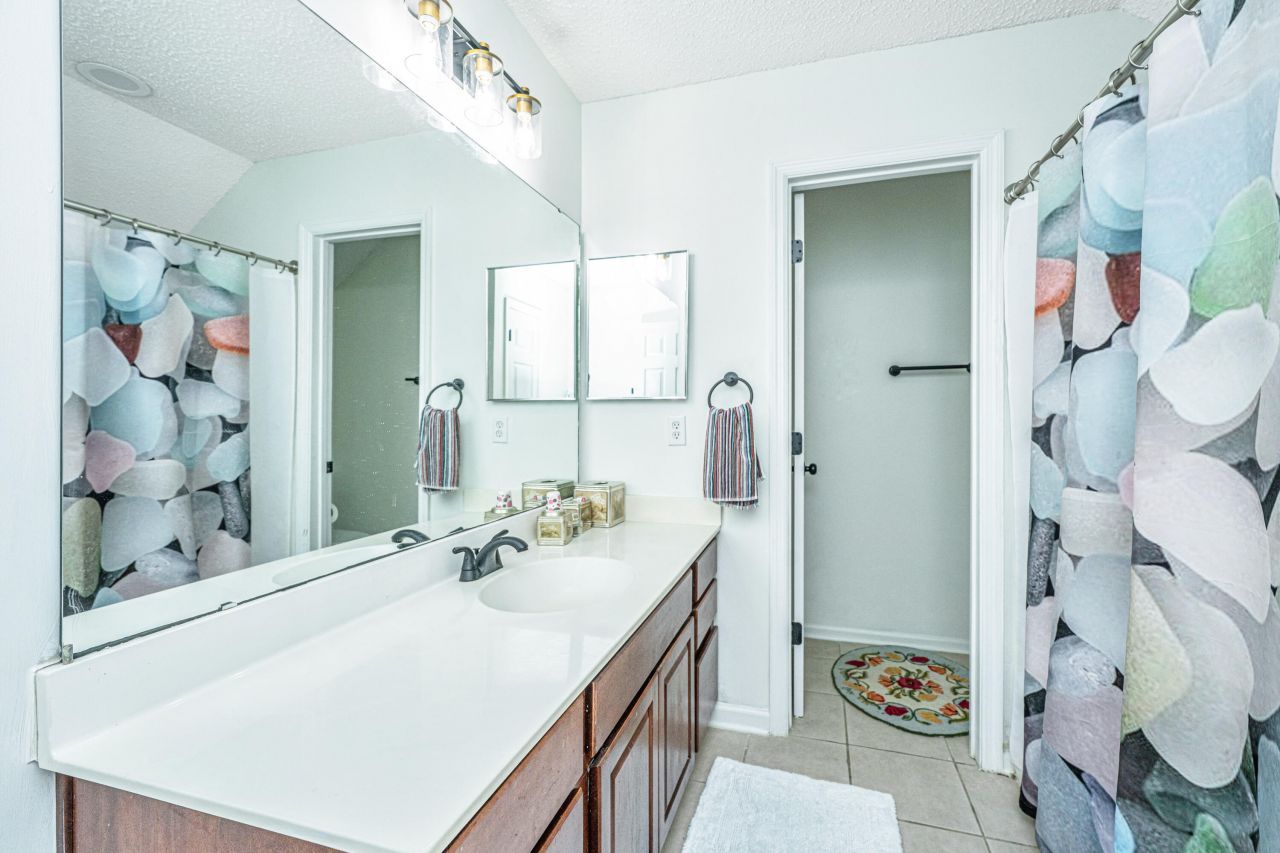 110 Greyson Circle Photo 22