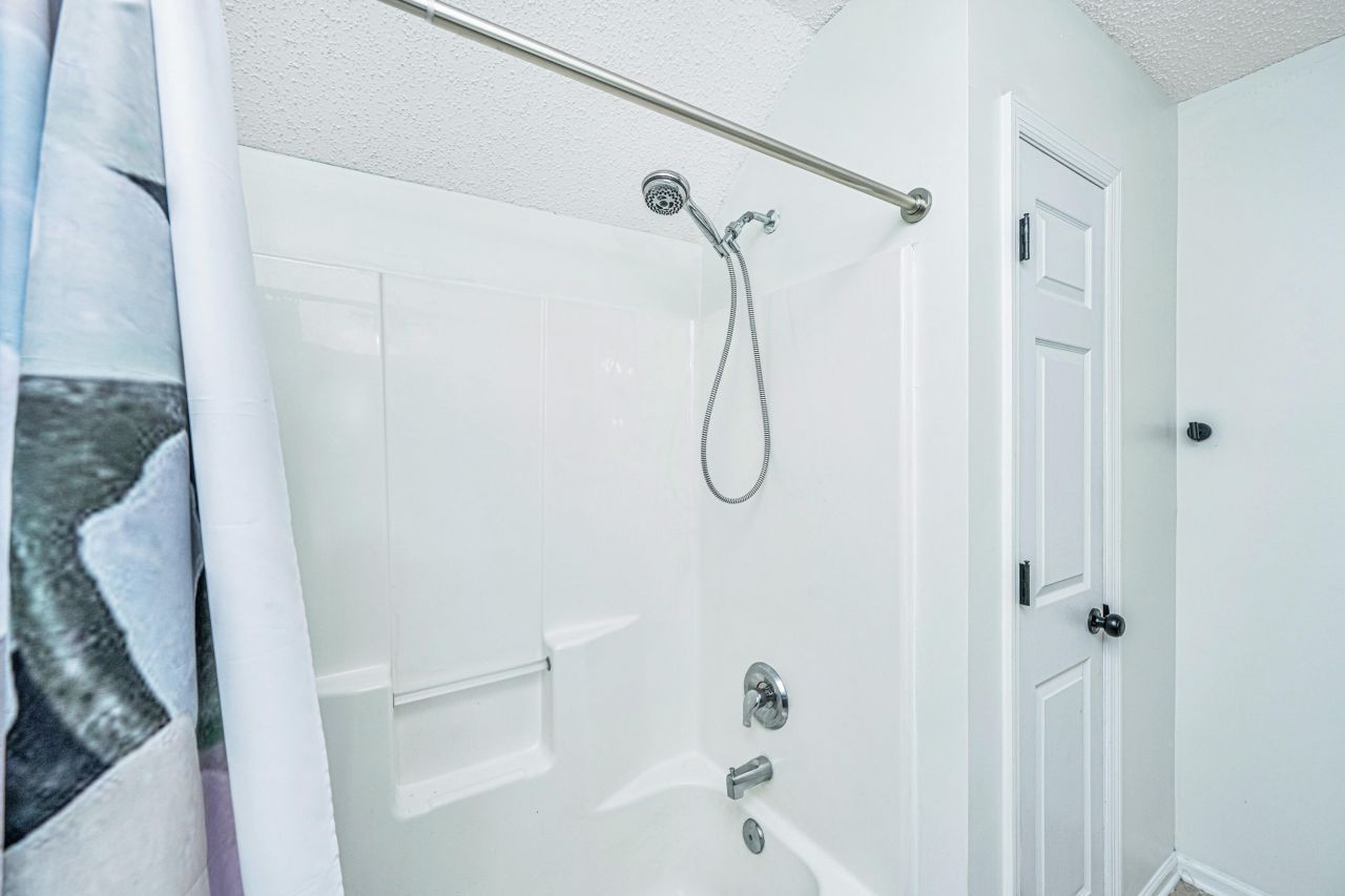 110 Greyson Circle Photo 23