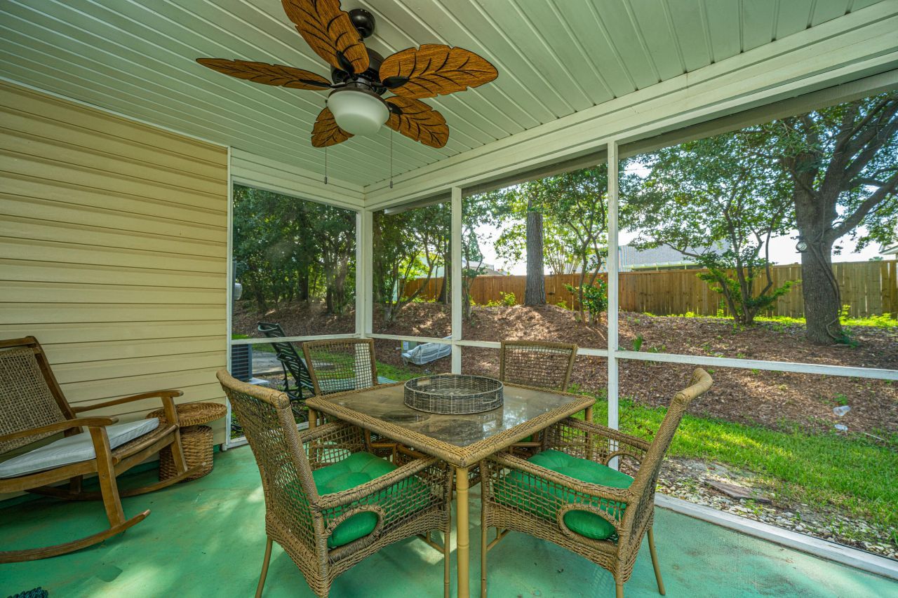 110 Greyson Circle Photo 24