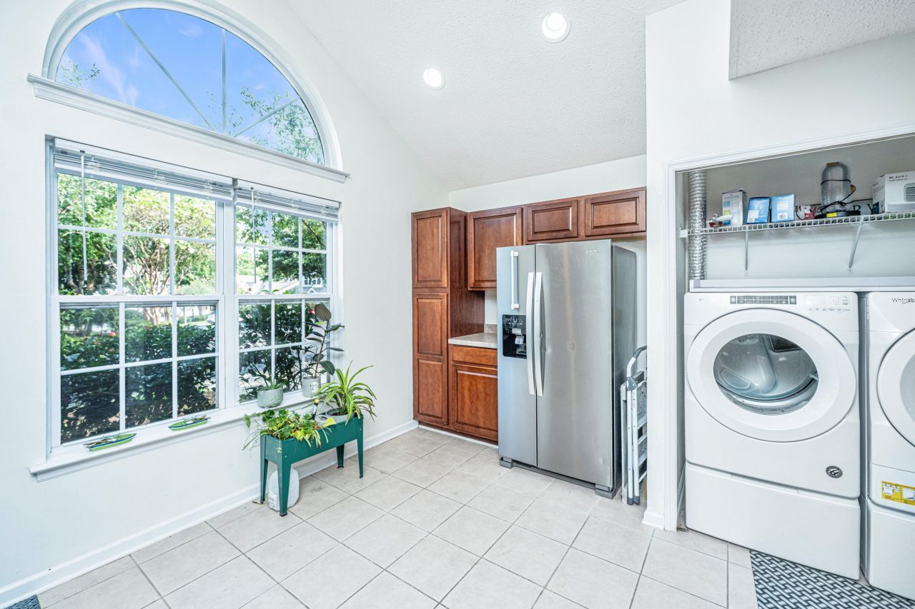 110 Greyson Circle Photo 7