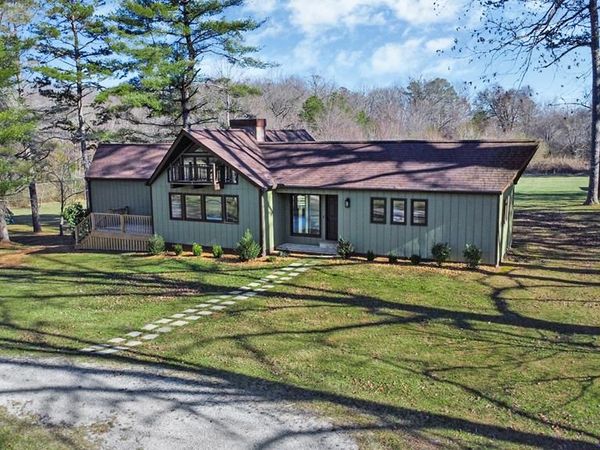 1651 Pennsylvania, Jamestown, TN 38556