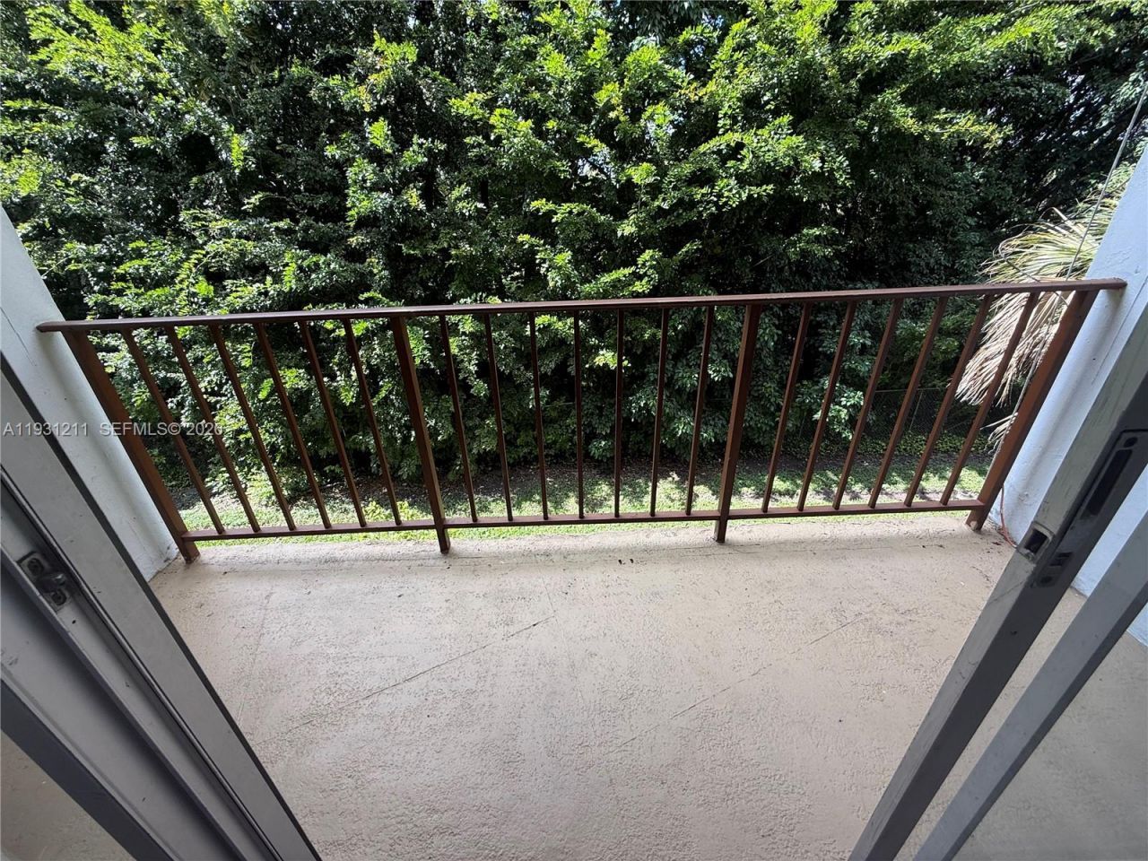 8860 Fontainebleau Blvd, Unit 305, Miami, FL 33172 Photo