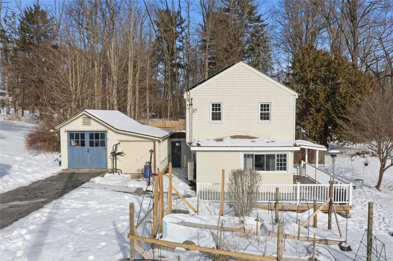 3511 Stony Street, Mohegan Lake, NY 10547 Main Photo