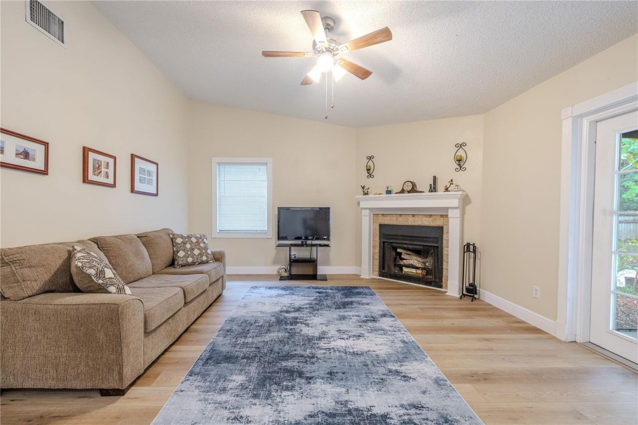 2156 Little Brook Lane, Clearwater, FL 33763 Photo