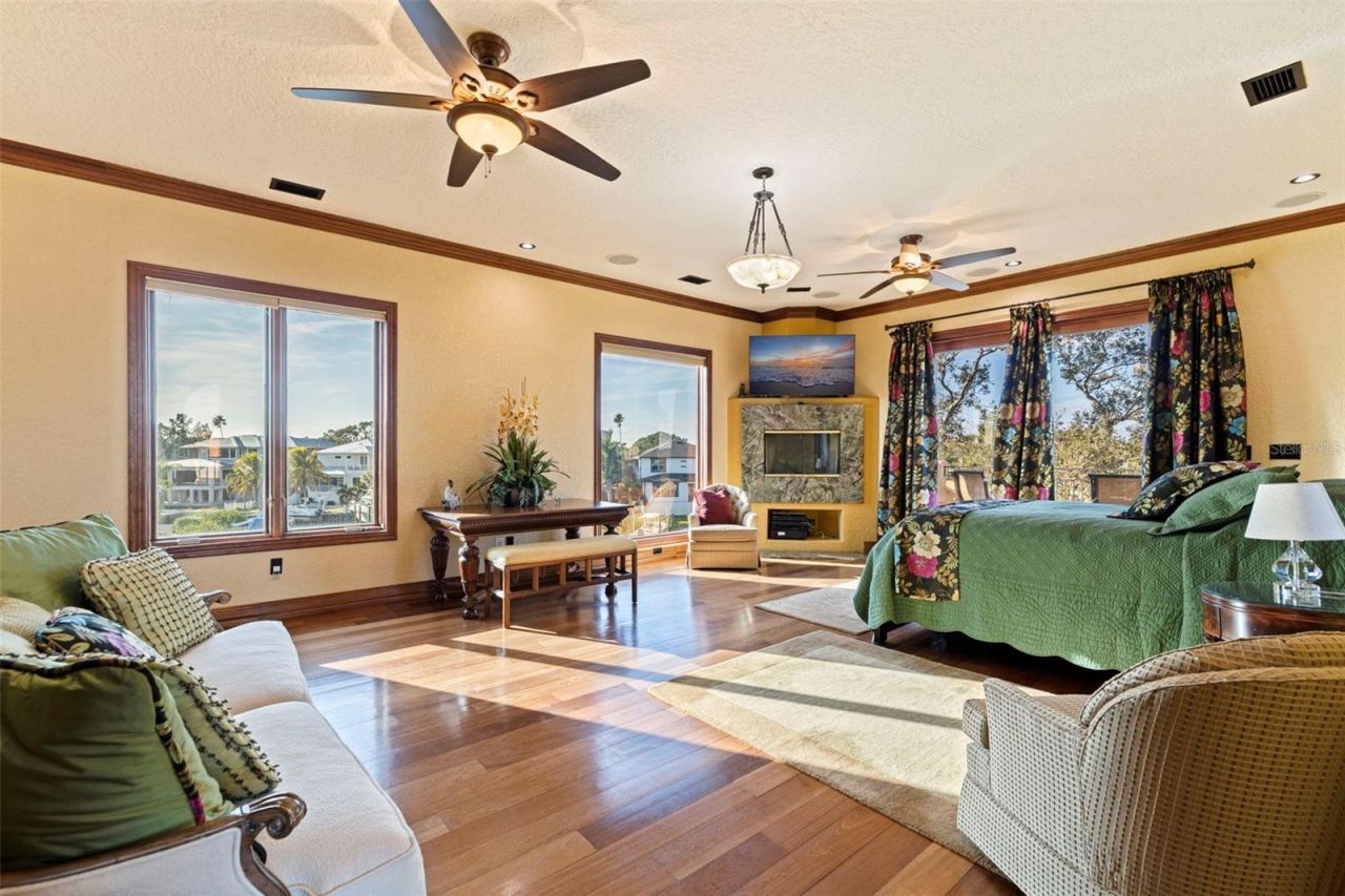 1815 Bayou Grande Boulevard Ne, Saint Petersburg, FL 33703 Photo