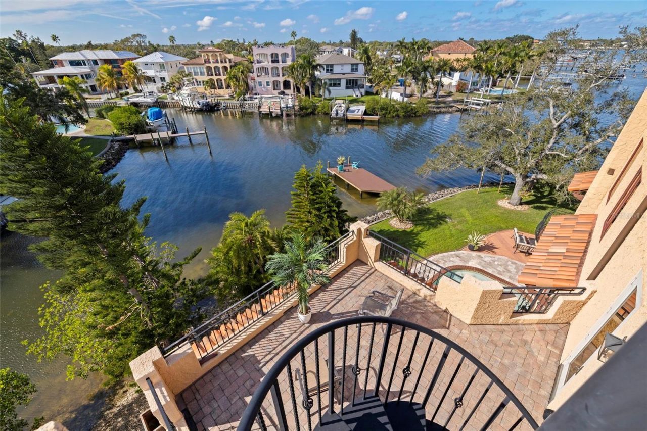 1815 Bayou Grande Boulevard Ne, Saint Petersburg, FL 33703 Photo