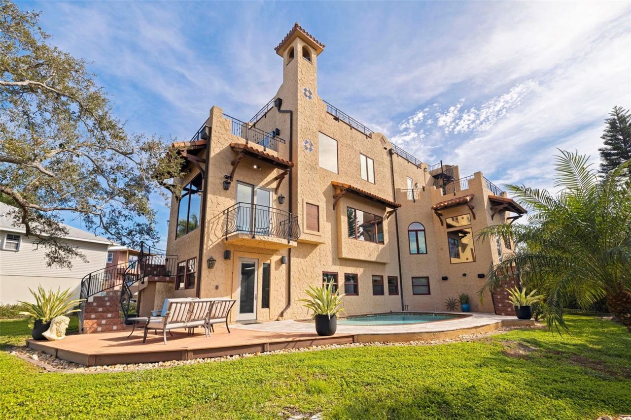 1815 Bayou Grande Boulevard Ne, Saint Petersburg, FL 33703 Photo