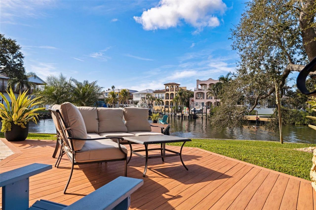 1815 Bayou Grande Boulevard Ne, Saint Petersburg, FL 33703 Photo