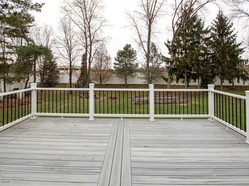 15724 Sassafras Drive, Strongsville, OH 44136 Photo 31