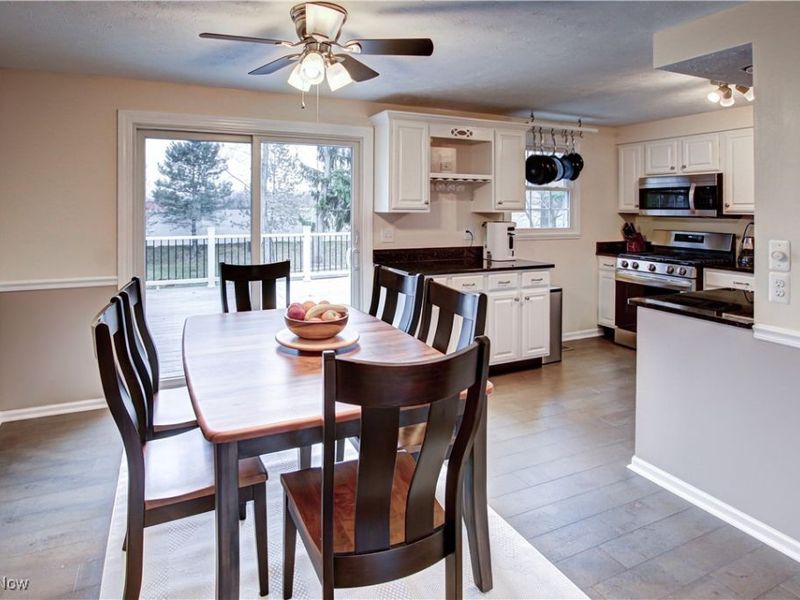 15724 Sassafras Drive, Strongsville, OH 44136 Photo 7