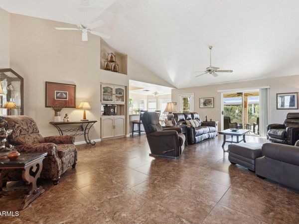 8009 E NATAL Avenue, Mesa, AZ 85209