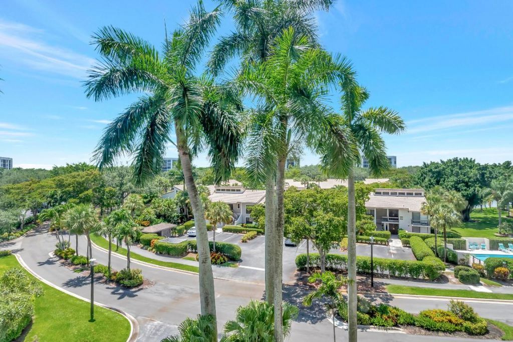 7738 Lakeside Boulevard, Unit 353, Boca Raton, FL 33434 Photo