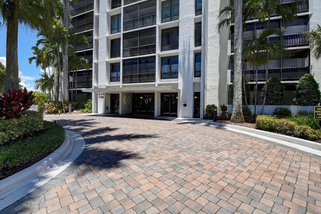 7738 Lakeside Boulevard, Unit 353, Boca Raton, FL 33434 Photo