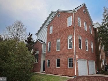 47699 WHIRLPOOL SQUARE, STERLING, VA 20165