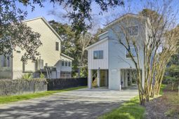 1627 Wigeon Lane photo 4