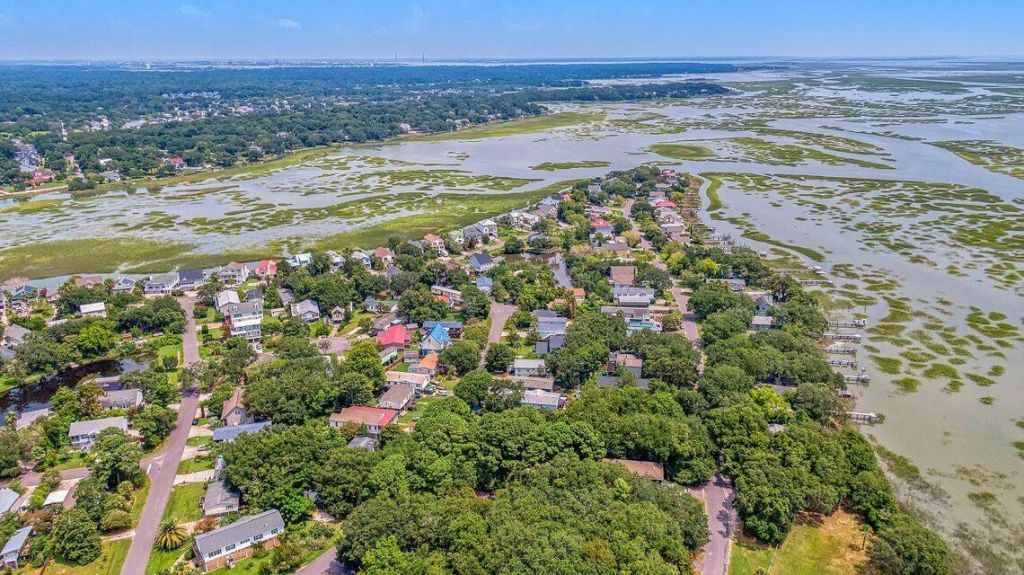 1627 Wigeon Lane Photo 49