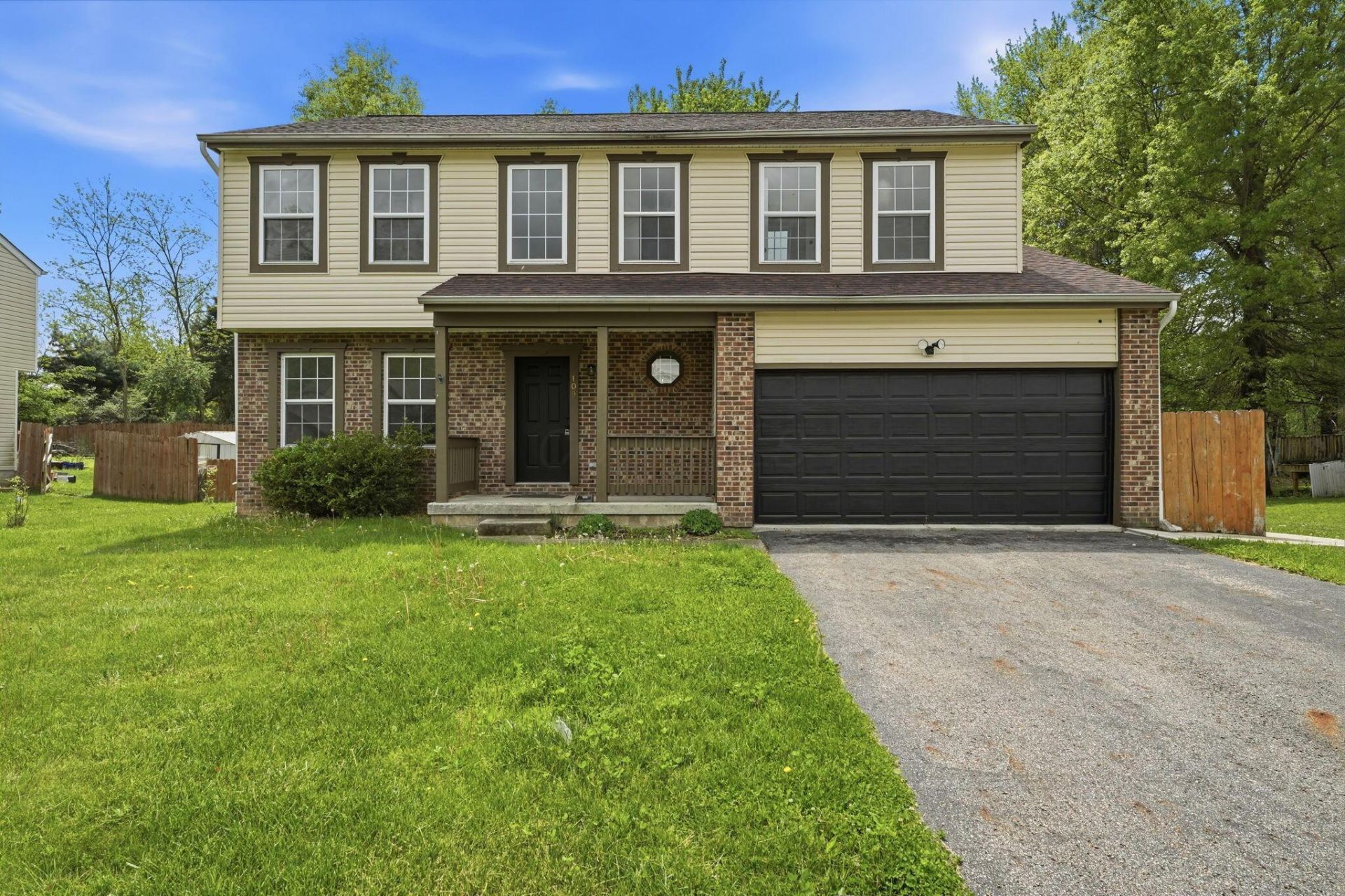 109 Longwood Crossing Boulevard, Etna, OH 43062 Main Photo