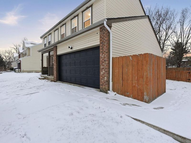 109 Longwood Crossing Boulevard, Etna, OH 43062 Photo 2