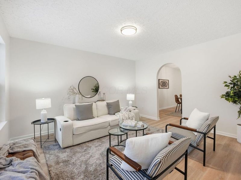 109 Longwood Crossing Boulevard, Etna, OH 43062 Photo 8