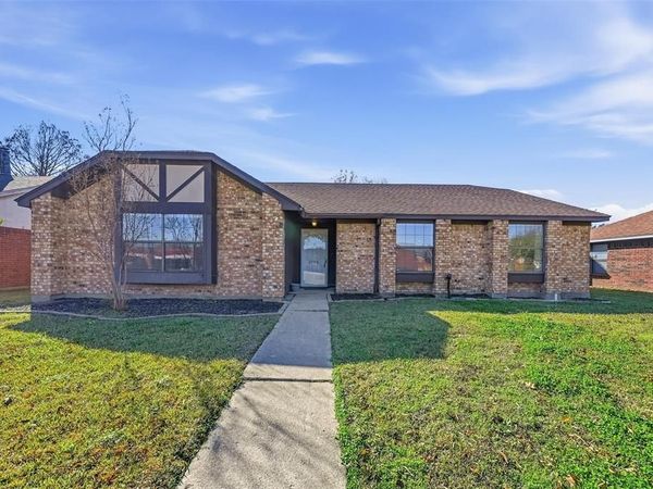 2708 Chisolm Trail, Mesquite, TX 75150