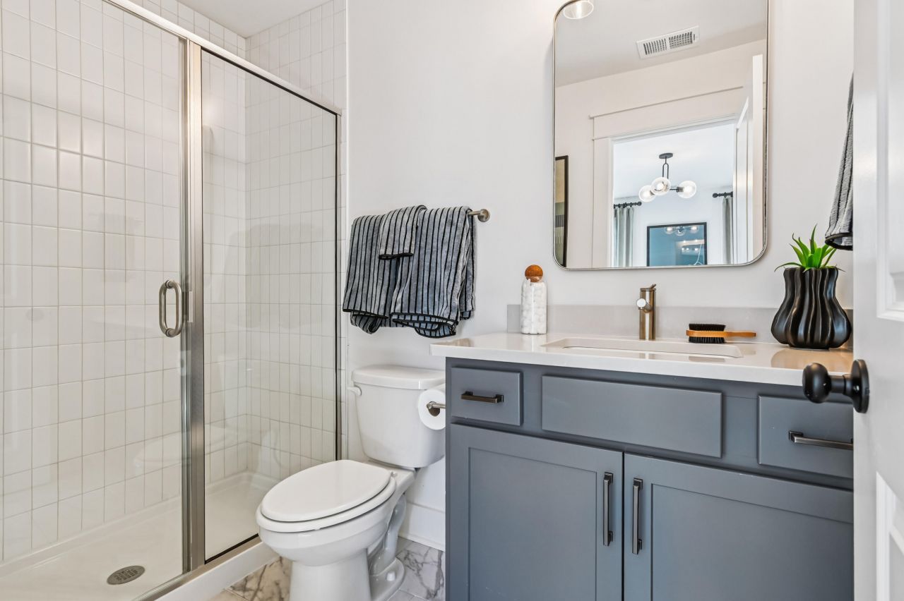 453 Eagleview Drive Photo 30