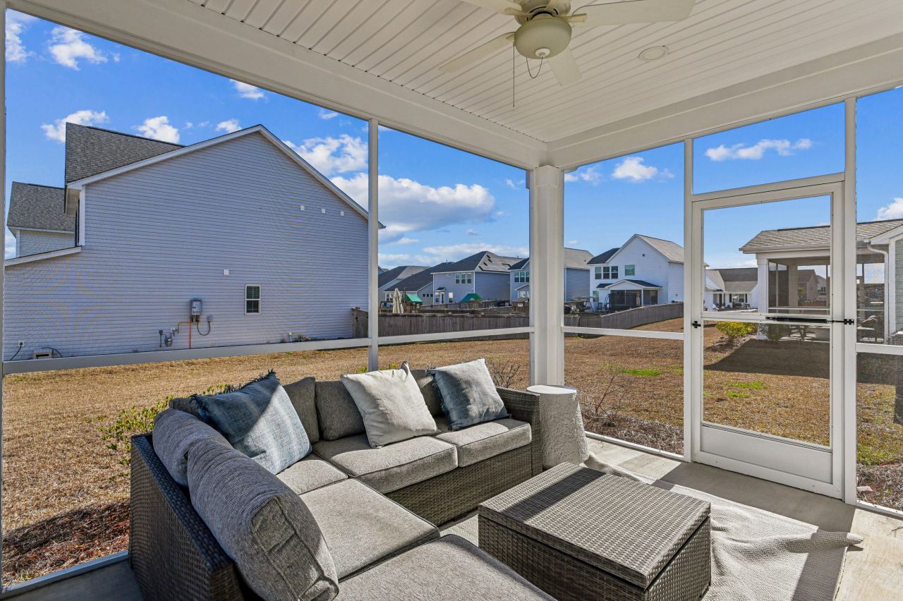 453 Eagleview Drive Photo 36