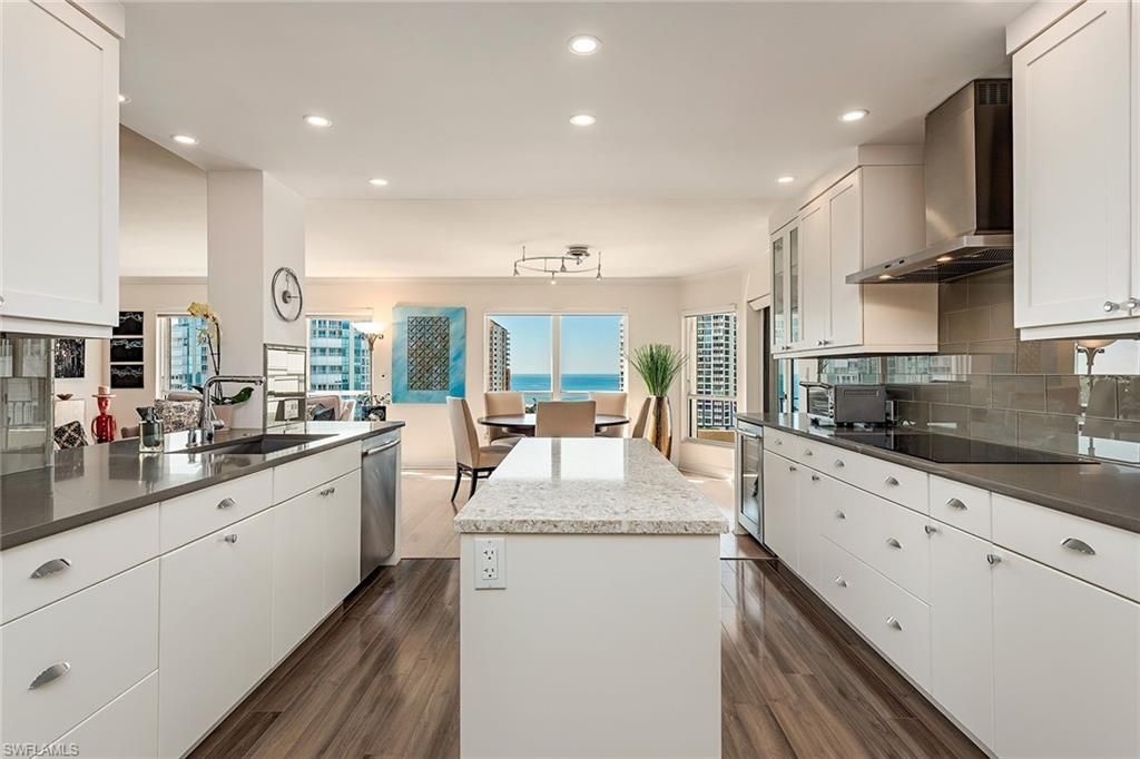 4451 Gulf Shore Blvd N, Unit 1403, Naples, FL 34103 Photo