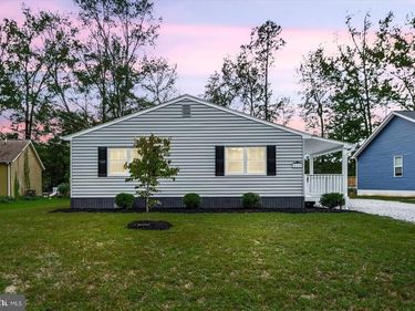 218 CIRCLE LANE, COLONIAL BEACH, VA 22443