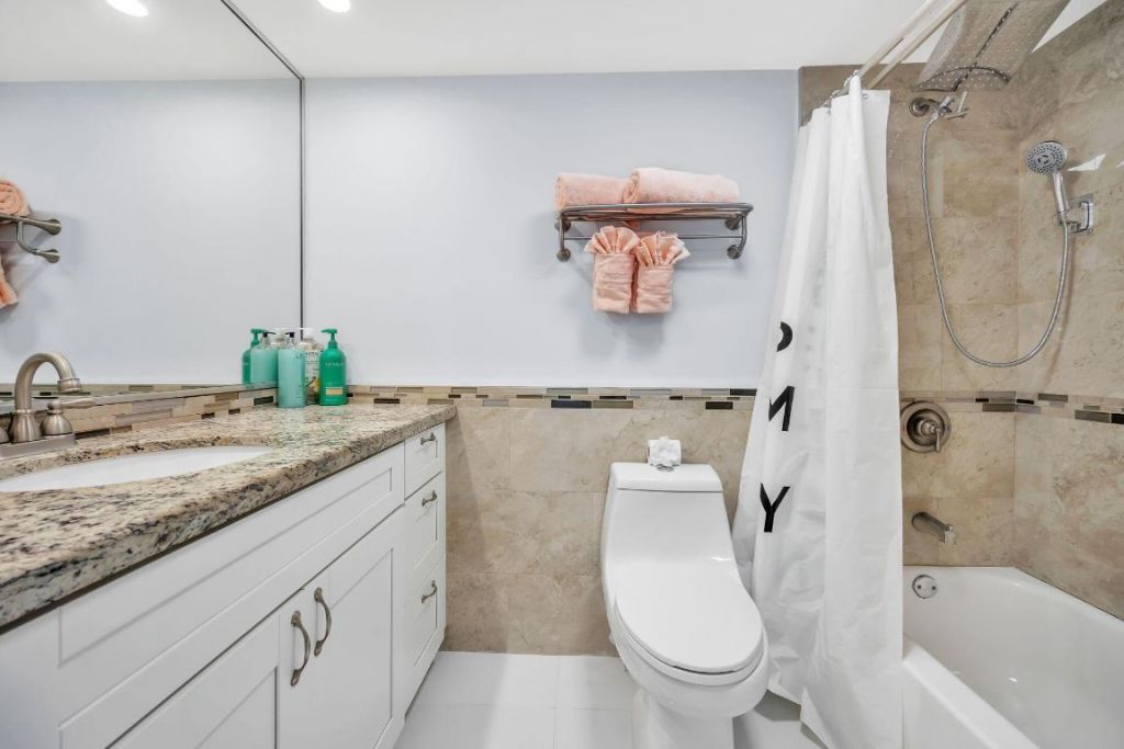 2800 N Palm Aire Drive, Unit 108, Pompano Beach, FL 33069 Photo