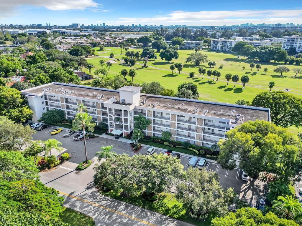 2800 N Palm Aire Drive, Unit 108, Pompano Beach, FL 33069 Photo