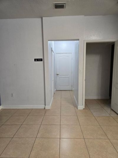 7060 NW 177th Street, Unit 103, Hialeah, FL 33015 Photo