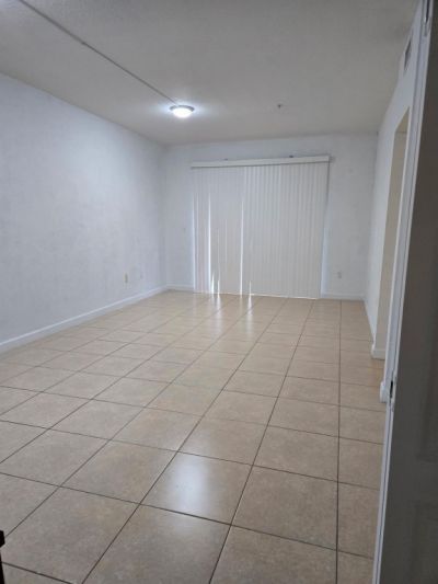 7060 NW 177th Street, Unit 103, Hialeah, FL 33015 Photo