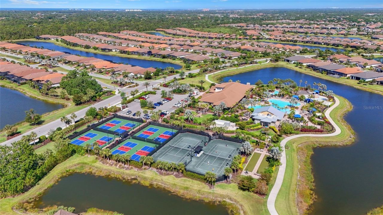 5349 Brookgrove Drive, Sarasota, FL 34238 Photo