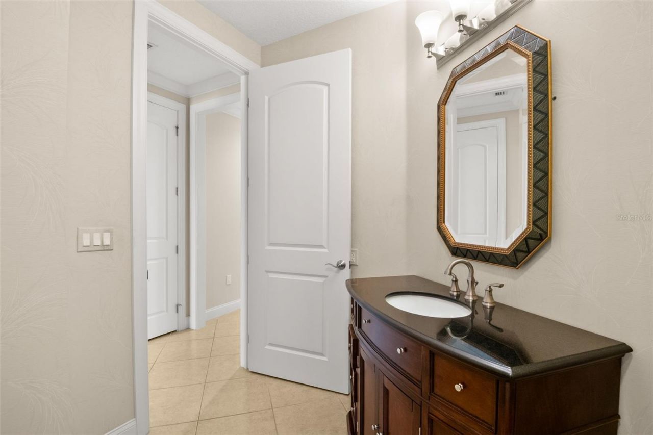 8 Academy Way S, Unit 123, Saint Petersburg, FL 33711 Photo