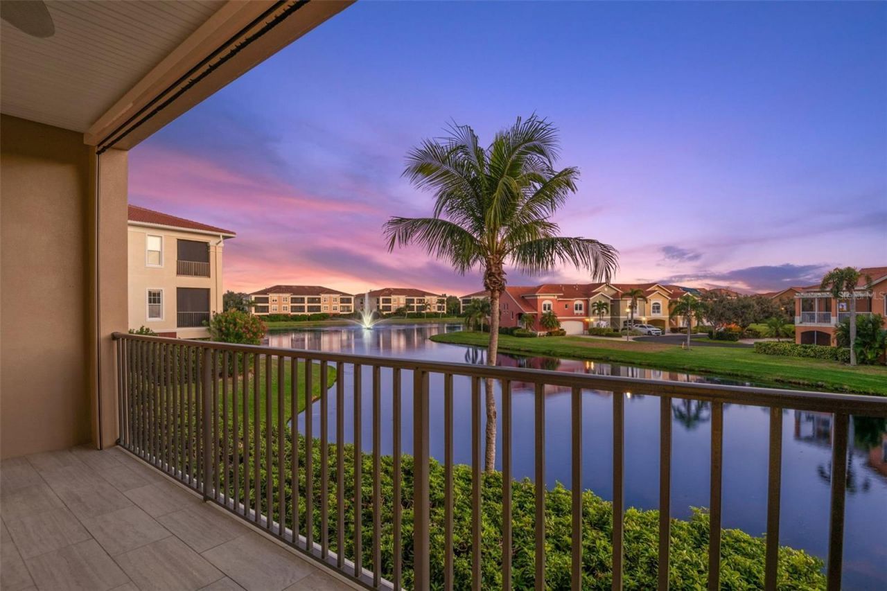 8 Academy Way S, Unit 123, Saint Petersburg, FL 33711 Photo