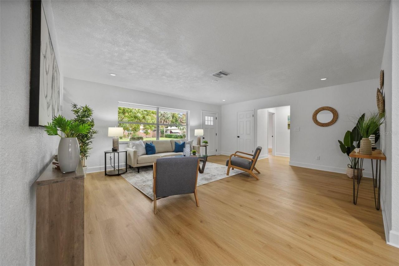 4311 Narvarez Way S, Saint Petersburg, FL 33712 Photo