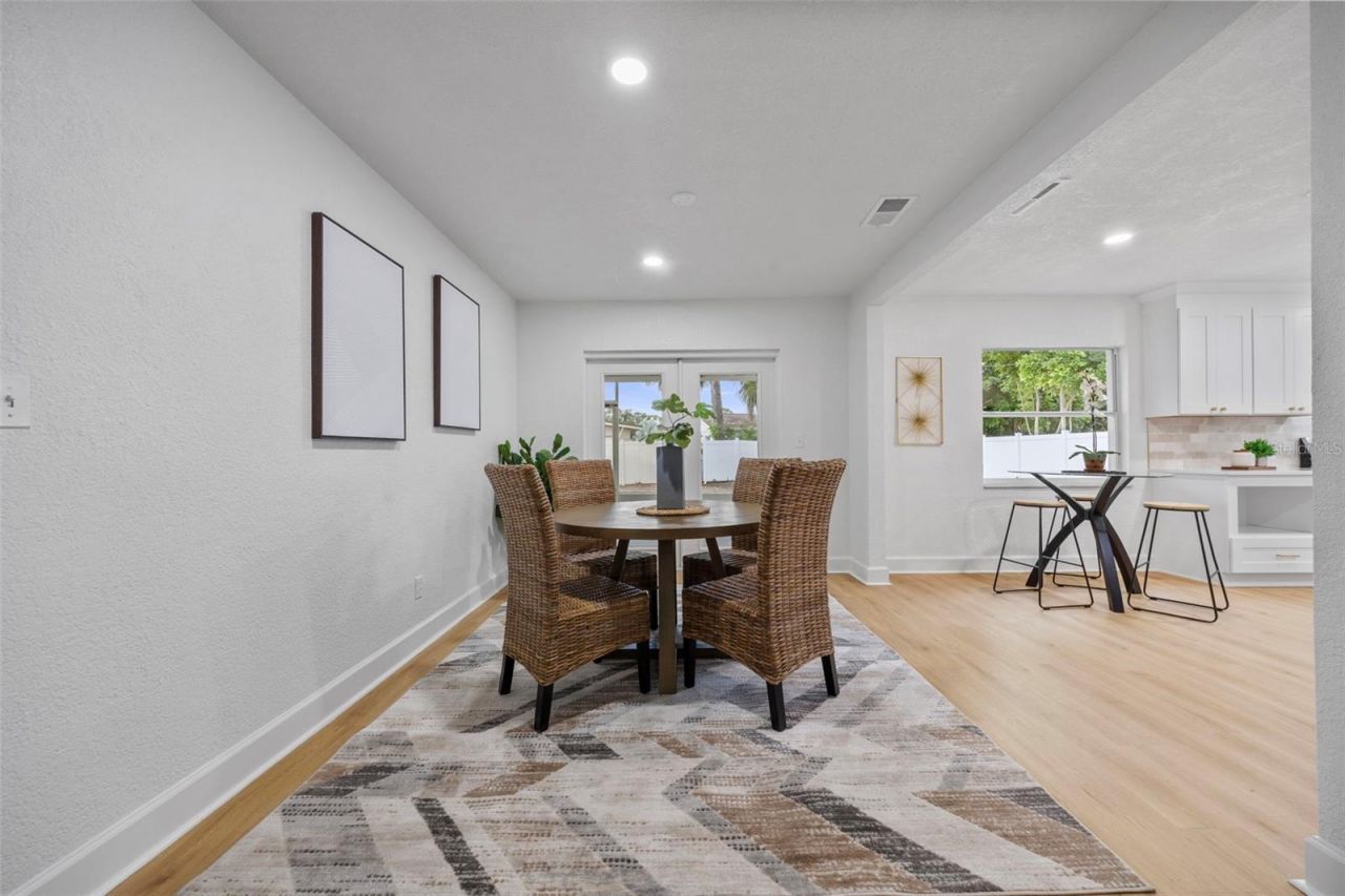 4311 Narvarez Way S, Saint Petersburg, FL 33712 Photo