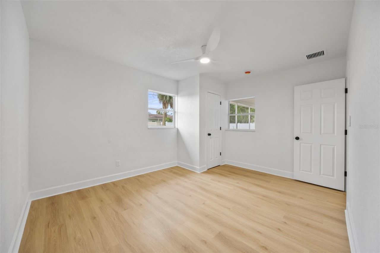 4311 Narvarez Way S, Saint Petersburg, FL 33712 Photo