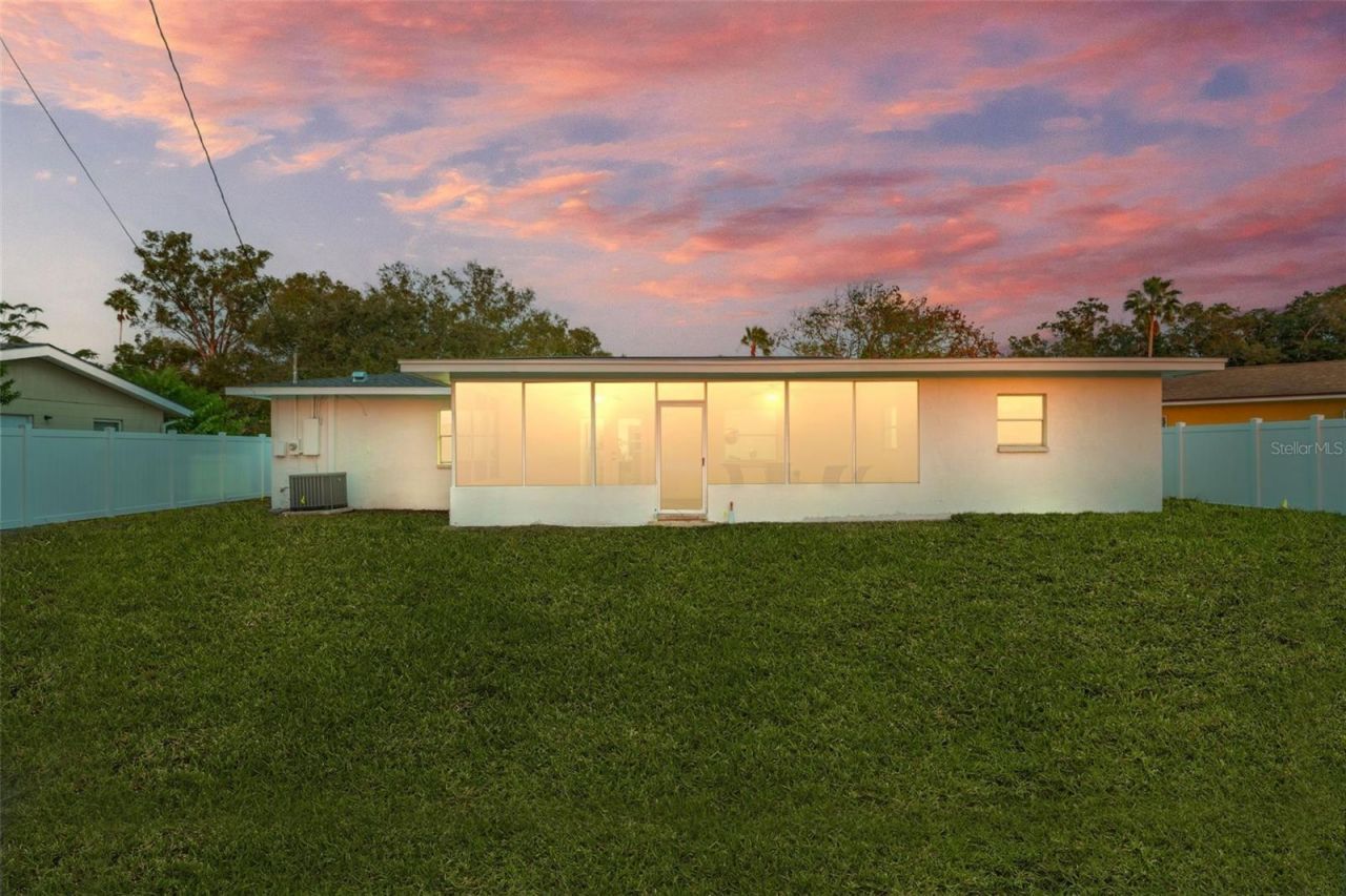 4311 Narvarez Way S, Saint Petersburg, FL 33712 Photo