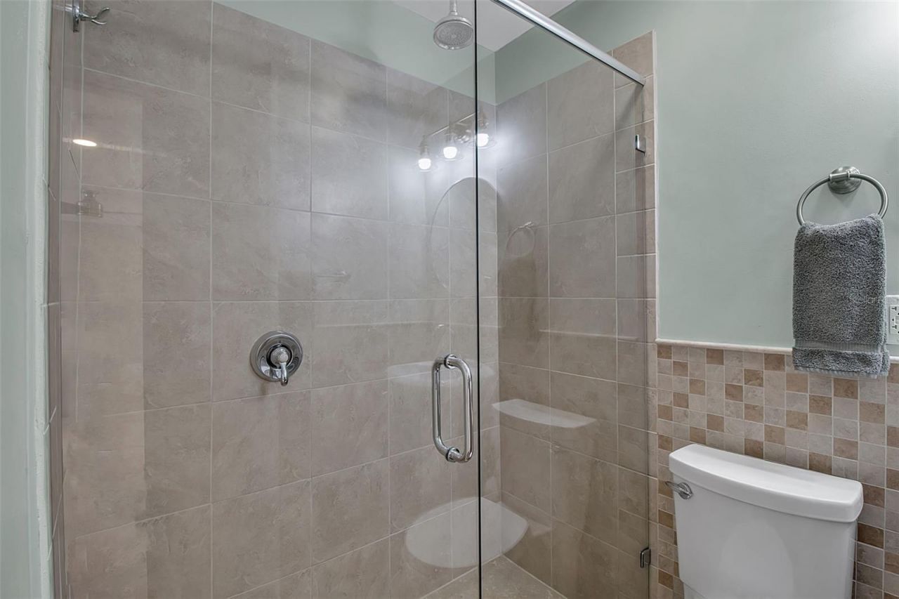 713 Saint Judes Drive S, Unit 2, Longboat Key, FL 34228 Photo