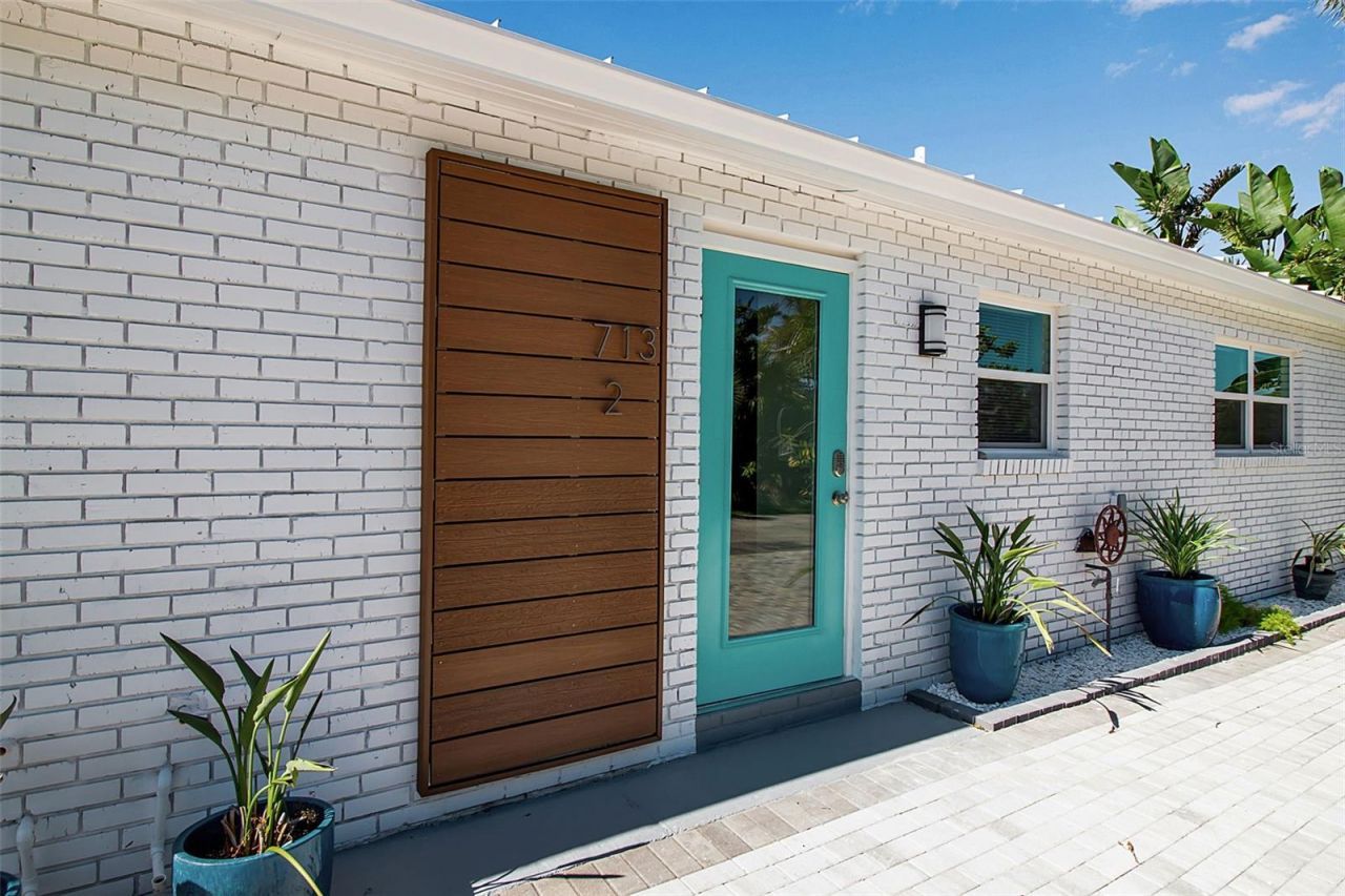 713 Saint Judes Drive S, Unit 2, Longboat Key, FL 34228 Photo