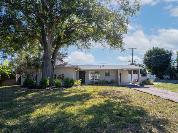 1132 76TH AVENUE N, ST PETERSBURG, FL 33702