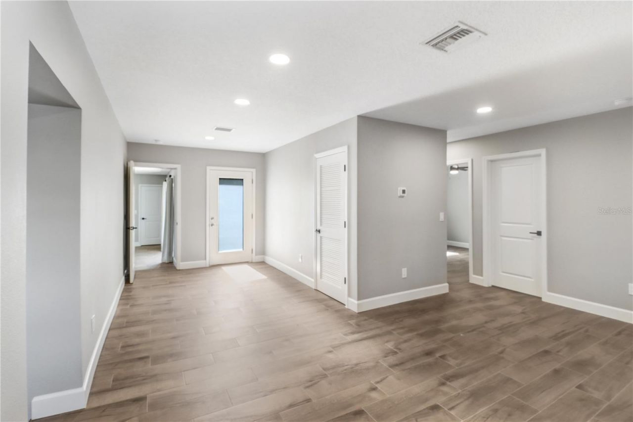 4018 S West Shore Boulevard, Tampa, FL 33611 Photo