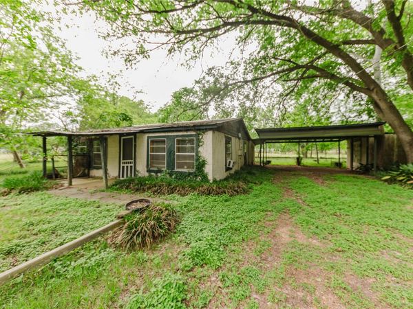 262 Highway 95 S, Unit A, Smithville, TX 78957