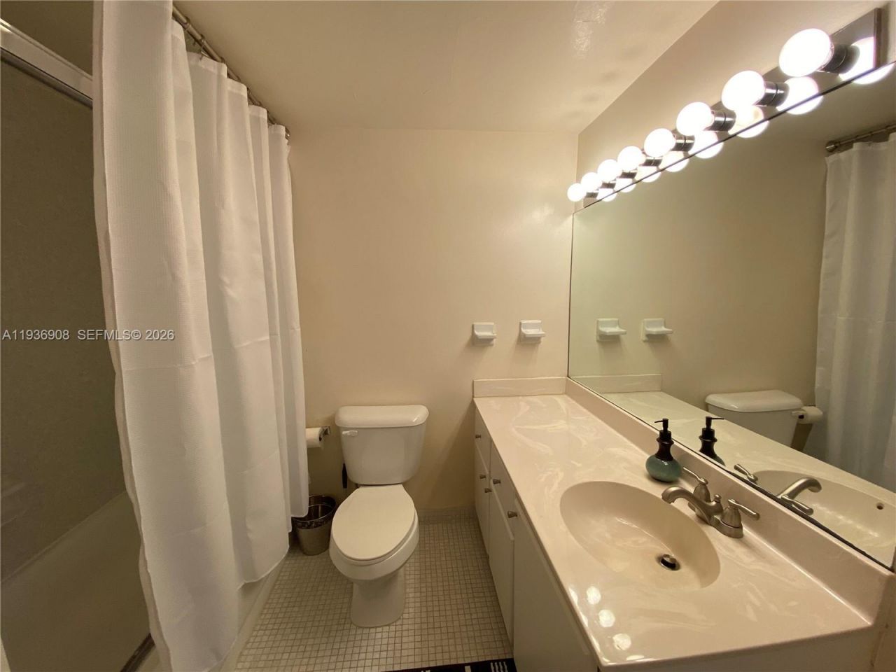 1000 West Ave, Unit 723, Miami Beach, FL 33139 Photo