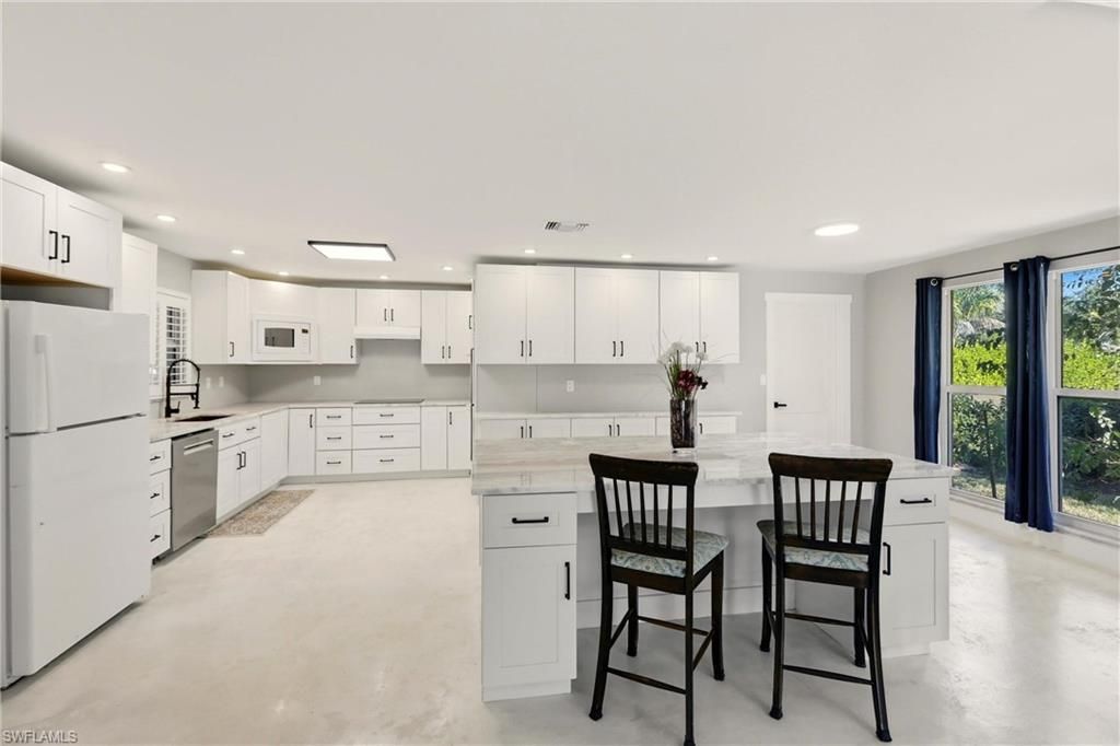74 Aqua Ln, North Fort Myers, FL 33903 Photo